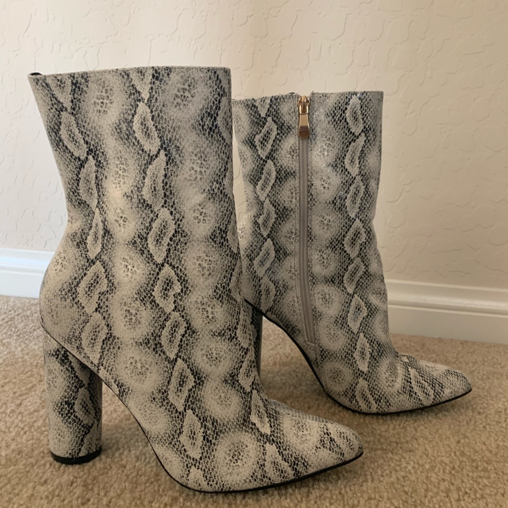 Point Toe Vegan Snakeskin Heeled Ankle Boo…